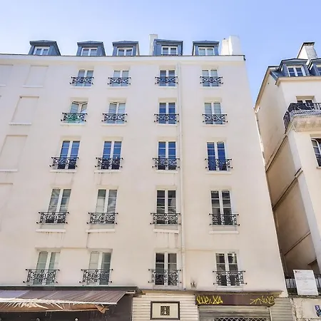 Cosy Mezzanine In The Heart Of * Parigi