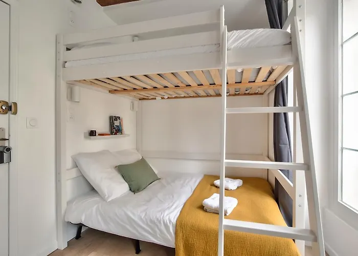 Cosy Mezzanine In The Heart Of